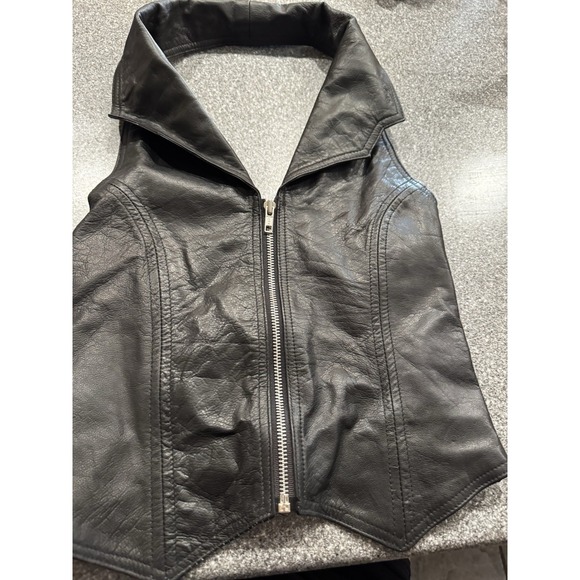 hot leathers Tops - Hot Leathers Leather Halter Top Zip Front Biker Size S  V Neck Women Black EUC